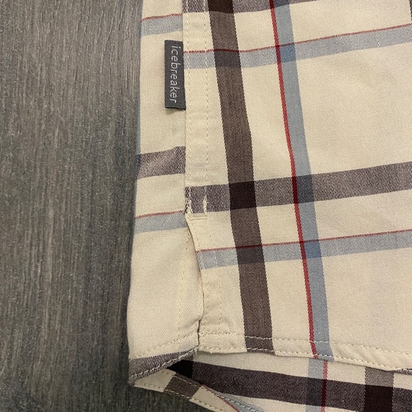 Icebreaker Wool Blend Short Sleeve Button Up Shirt Size S - Picture 4 of 8